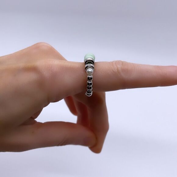 NWT Wool + Pepper Co. Stackable Beaded Ring - Picture 4 of 5